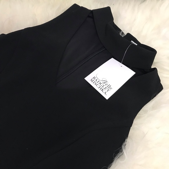 BELLE BADGLEY MISCHKA Choker V-Neck Cocktail Dress - Picture 4 of 6